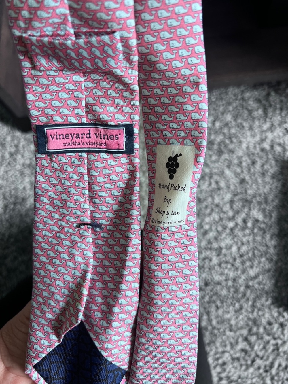 Vineyard Vines Pink and Light Blue Whale Pattern Tie LIKE NEW